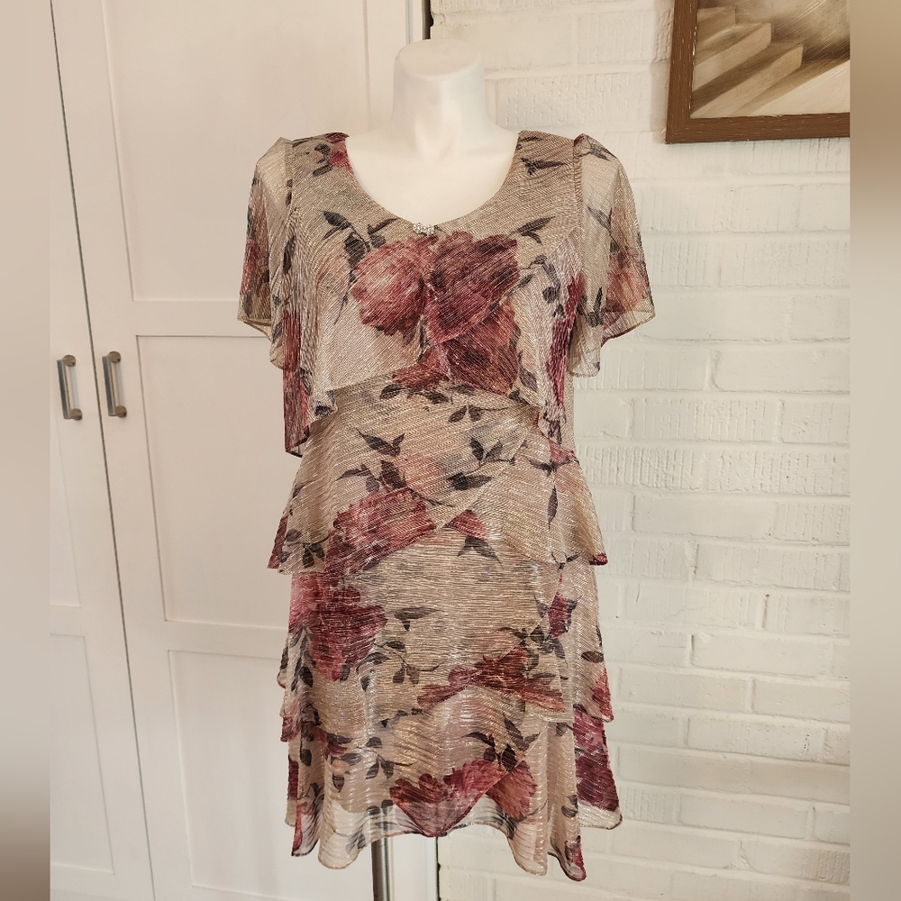 Floral Shimmer Cocktail Dress Size 12 Tiered Wedding Guest Dress
